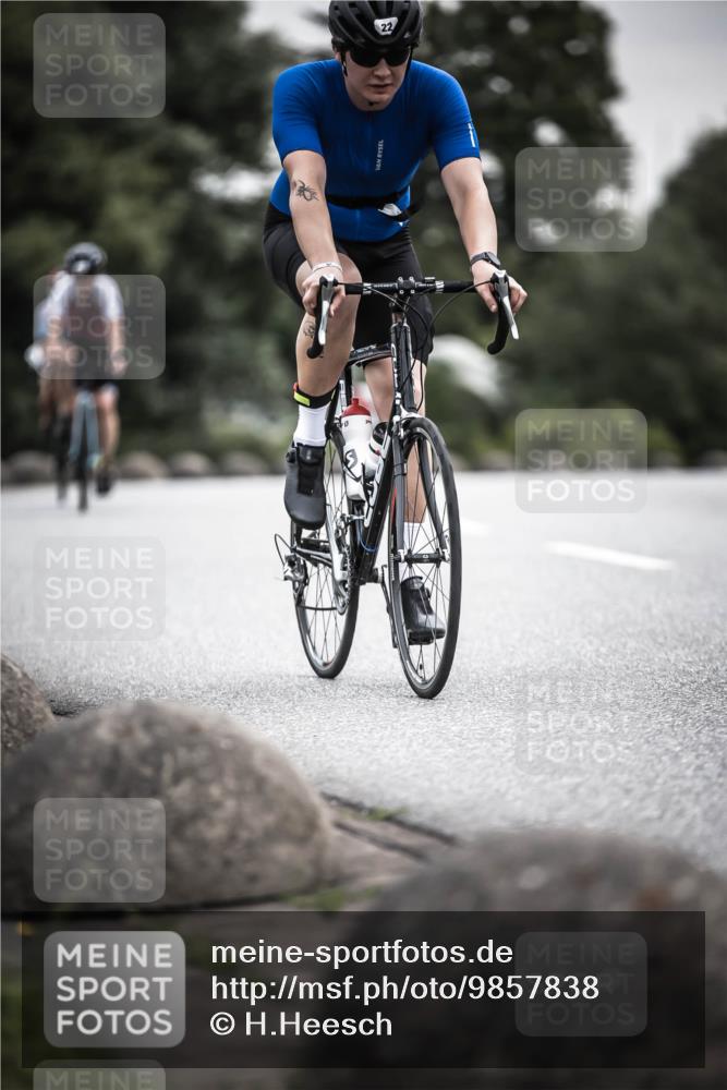 21.06.2026 - 29. Vierlanden-Triathlon H.Heesch http://msf.ph/oto/9857838 21.06.2026 10:29:55 Radfahren 2, 22, 56, 72, 113, 492, 502, 548 meine-sportfotos.de
