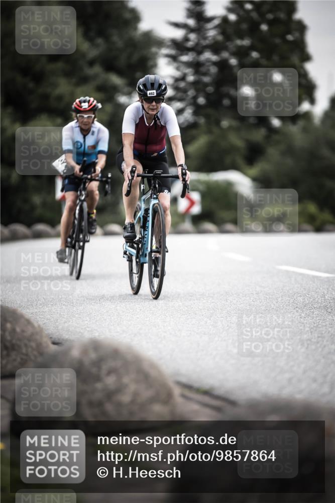21.06.2026 - 29. Vierlanden-Triathlon H.Heesch http://msf.ph/oto/9857864 21.06.2026 10:29:57 Radfahren 2, 22, 56, 72, 304, 492, 502, 548 meine-sportfotos.de
