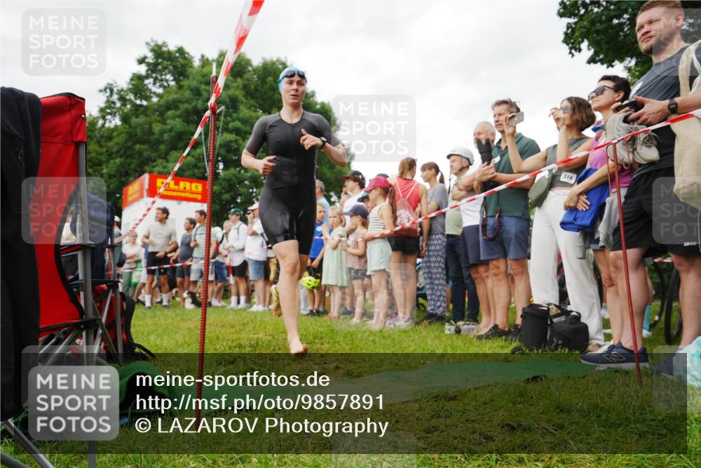 21.06.2026 - 29. Vierlanden-Triathlon LAZAROV Photography http://msf.ph/oto/9857891 21.06.2026 10:17:13 Schwimmen 480, 515, 625 meine-sportfotos.de