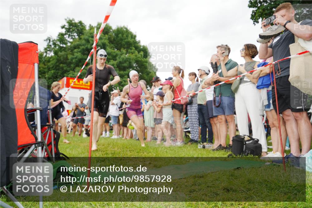 21.06.2026 - 29. Vierlanden-Triathlon LAZAROV Photography http://msf.ph/oto/9857928 21.06.2026 10:17:31 Schwimmen 369, 486, 517, 530, 543, 574, 585, 591, 599, 602 meine-sportfotos.de