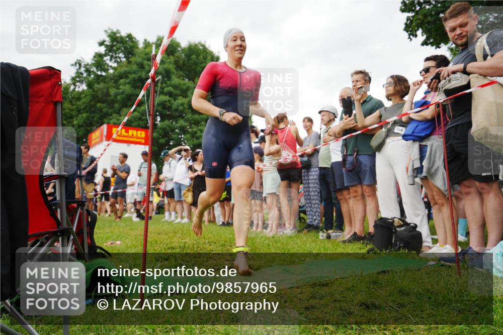 21.06.2026 - 29. Vierlanden-Triathlon LAZAROV Photography http://msf.ph/oto/9857965 21.06.2026 10:17:46 Schwimmen 353, 508, 575 meine-sportfotos.de