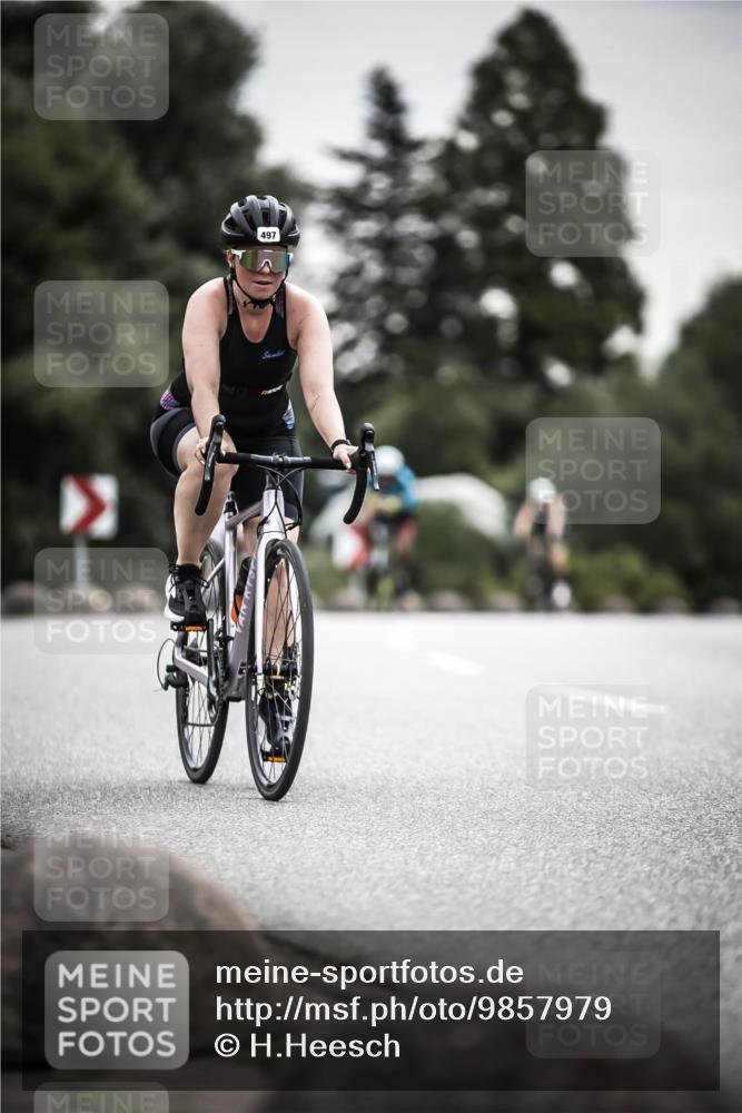 21.06.2026 - 29. Vierlanden-Triathlon H.Heesch http://msf.ph/oto/9857979 21.06.2026 10:30:08 Radfahren 274, 284, 300, 304, 497, 546, 572 meine-sportfotos.de