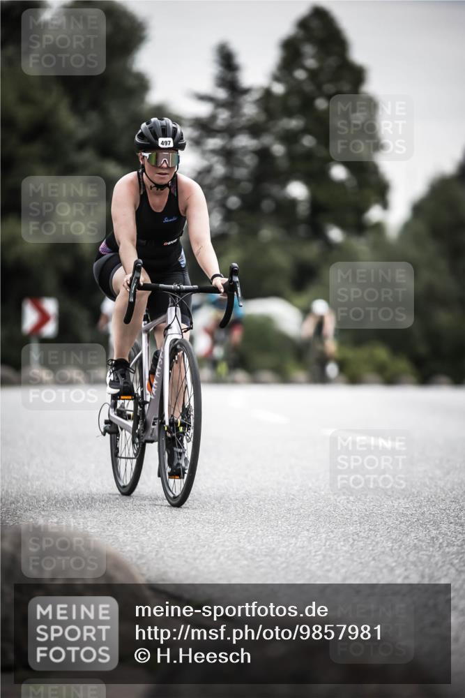 21.06.2026 - 29. Vierlanden-Triathlon H.Heesch http://msf.ph/oto/9857981 21.06.2026 10:30:08 Radfahren 274, 284, 300, 304, 497, 546, 572 meine-sportfotos.de