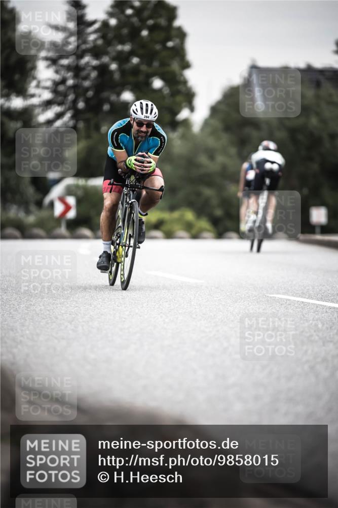 21.06.2026 - 29. Vierlanden-Triathlon H.Heesch http://msf.ph/oto/9858015 21.06.2026 10:30:11 Radfahren 274, 284, 300, 497, 539, 546, 568 meine-sportfotos.de