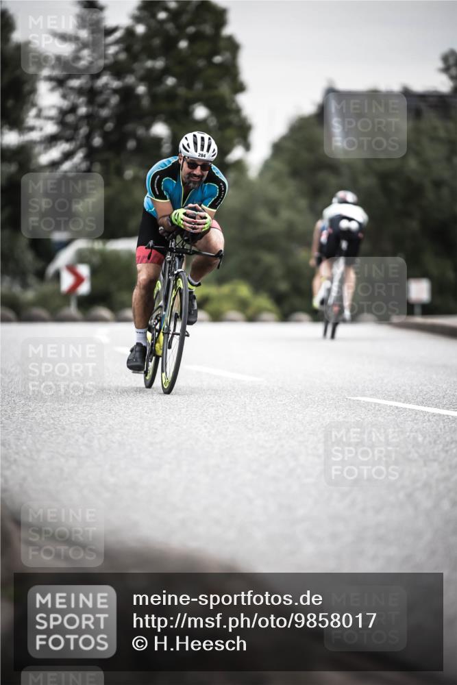21.06.2026 - 29. Vierlanden-Triathlon H.Heesch http://msf.ph/oto/9858017 21.06.2026 10:30:11 Radfahren 274, 284, 300, 497, 539, 546, 568 meine-sportfotos.de