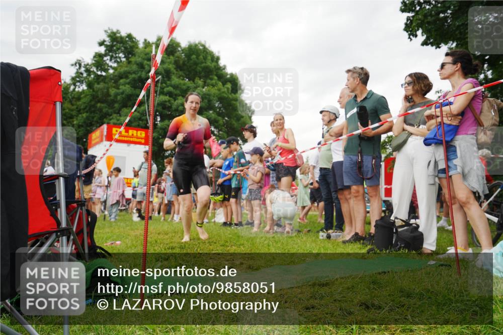 21.06.2026 - 29. Vierlanden-Triathlon LAZAROV Photography http://msf.ph/oto/9858051 21.06.2026 10:18:34 Schwimmen 499, 571, 592, 606, 618 meine-sportfotos.de