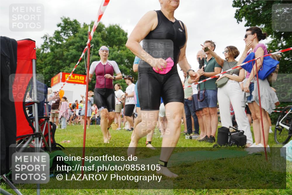 21.06.2026 - 29. Vierlanden-Triathlon LAZAROV Photography http://msf.ph/oto/9858105 21.06.2026 10:19:01 Schwimmen 355, 482, 492, 524, 551, 556, 601 meine-sportfotos.de