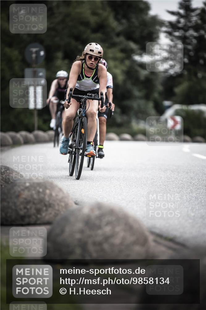 21.06.2026 - 29. Vierlanden-Triathlon H.Heesch http://msf.ph/oto/9858134 21.06.2026 10:30:21 Radfahren 355, 522, 527, 539, 568, 570 meine-sportfotos.de