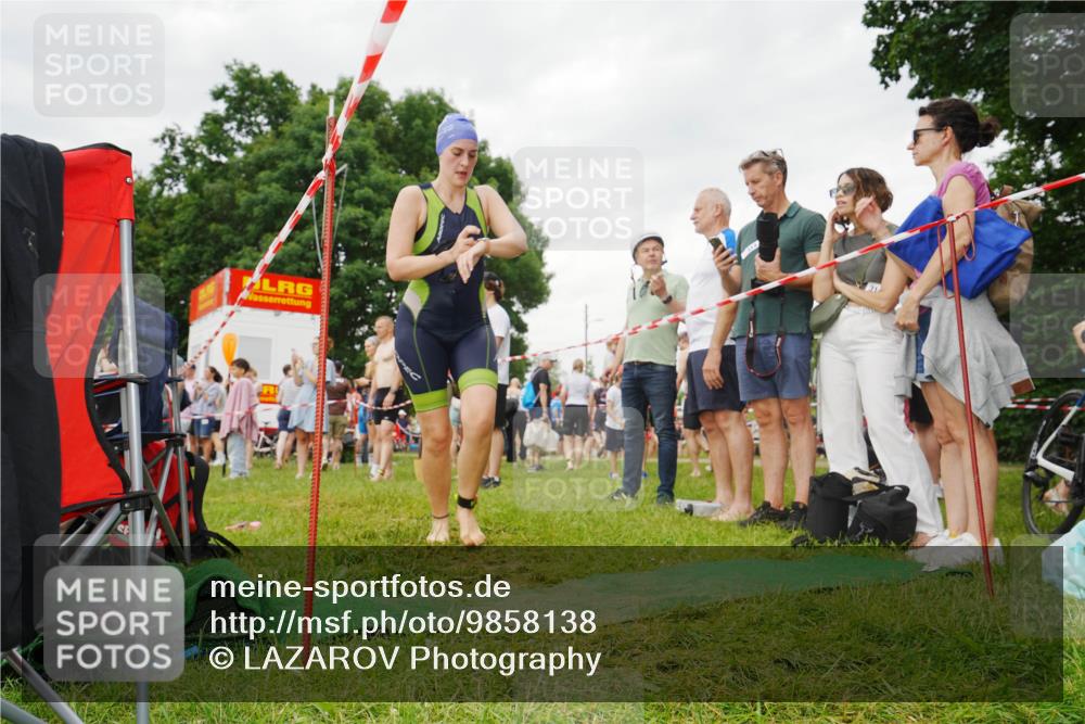 21.06.2026 - 29. Vierlanden-Triathlon LAZAROV Photography http://msf.ph/oto/9858138 21.06.2026 10:19:22 Schwimmen 512, 519, 535, 546 meine-sportfotos.de