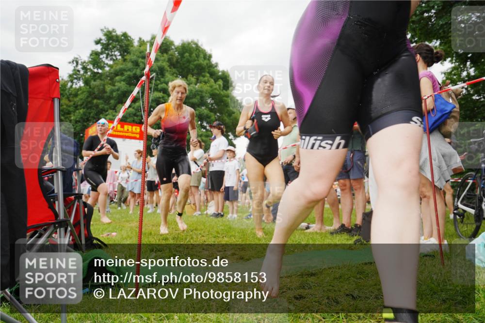 21.06.2026 - 29. Vierlanden-Triathlon LAZAROV Photography http://msf.ph/oto/9858153 21.06.2026 10:19:35 Schwimmen 502, 518, 522, 527, 548, 566, 603, 624 meine-sportfotos.de