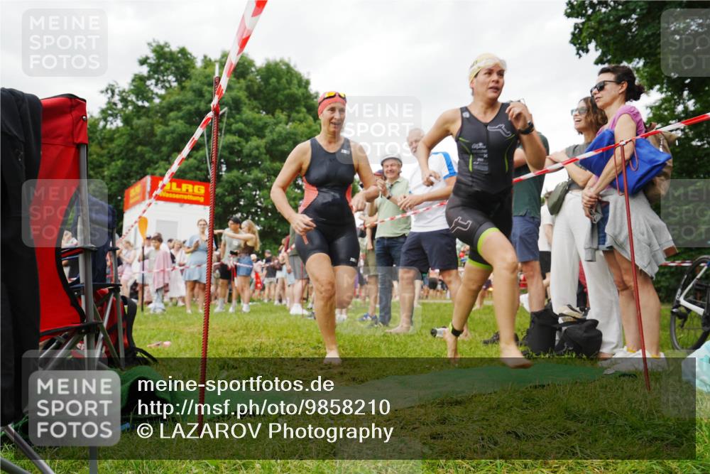 21.06.2026 - 29. Vierlanden-Triathlon LAZAROV Photography http://msf.ph/oto/9858210 21.06.2026 10:19:59 Schwimmen 568, 586 meine-sportfotos.de
