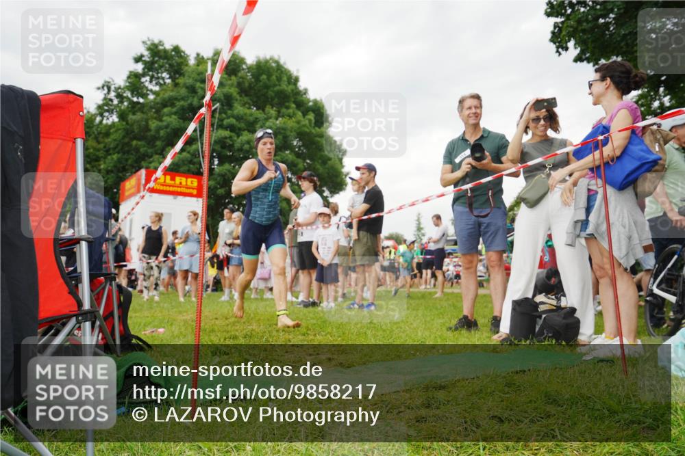 21.06.2026 - 29. Vierlanden-Triathlon LAZAROV Photography http://msf.ph/oto/9858217 21.06.2026 10:20:08 Schwimmen 304, 314, 484 meine-sportfotos.de