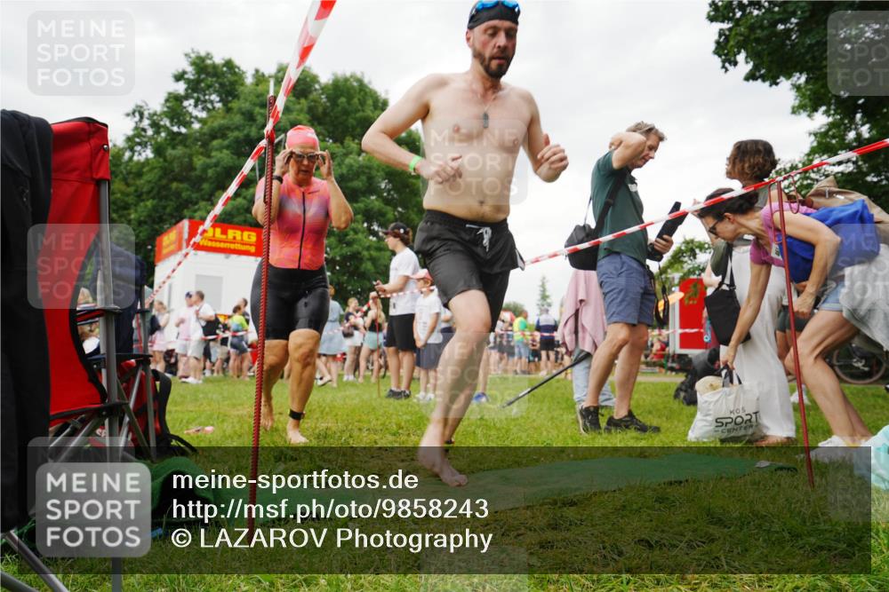 21.06.2026 - 29. Vierlanden-Triathlon LAZAROV Photography http://msf.ph/oto/9858243 21.06.2026 10:20:28 Schwimmen 366, 559, 572, 616 meine-sportfotos.de