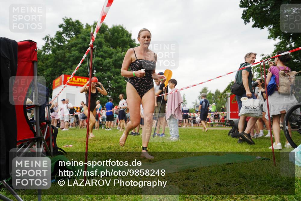 21.06.2026 - 29. Vierlanden-Triathlon LAZAROV Photography http://msf.ph/oto/9858248 21.06.2026 10:20:34 Schwimmen 489, 559, 616, 619 meine-sportfotos.de