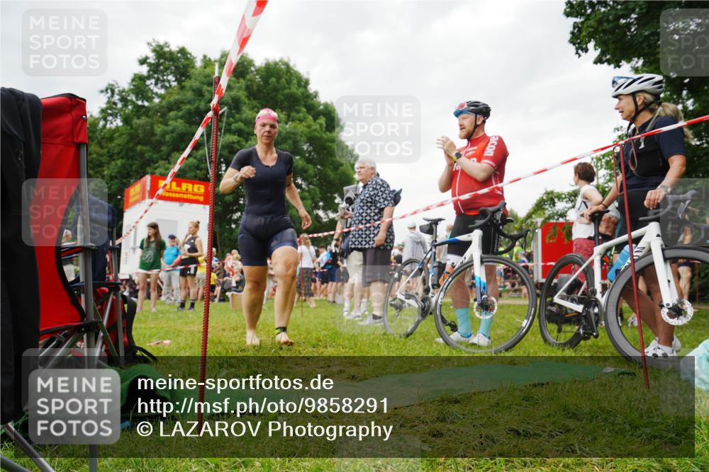 21.06.2026 - 29. Vierlanden-Triathlon LAZAROV Photography http://msf.ph/oto/9858291 21.06.2026 10:23:38 Schwimmen 504 meine-sportfotos.de