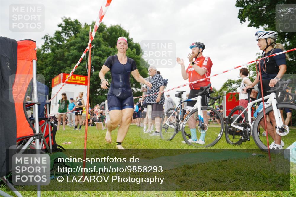 21.06.2026 - 29. Vierlanden-Triathlon LAZAROV Photography http://msf.ph/oto/9858293 21.06.2026 10:23:38 Schwimmen 504 meine-sportfotos.de