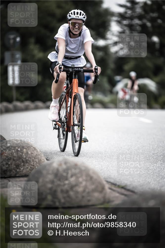 21.06.2026 - 29. Vierlanden-Triathlon H.Heesch http://msf.ph/oto/9858340 21.06.2026 10:30:37 Radfahren 158, 192, 307, 512, 579 meine-sportfotos.de