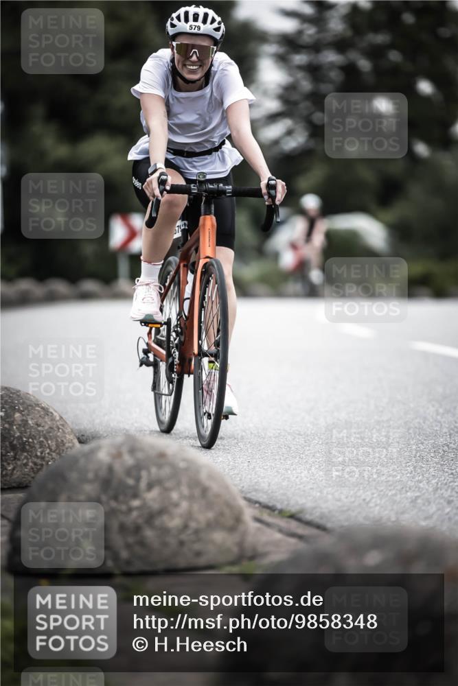 21.06.2026 - 29. Vierlanden-Triathlon H.Heesch http://msf.ph/oto/9858348 21.06.2026 10:30:37 Radfahren 158, 192, 307, 512, 579 meine-sportfotos.de