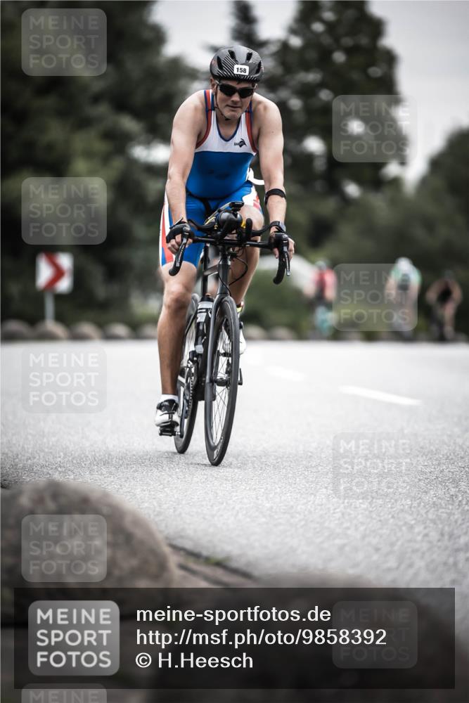21.06.2026 - 29. Vierlanden-Triathlon H.Heesch http://msf.ph/oto/9858392 21.06.2026 10:30:41 Radfahren 158, 192, 314, 366, 512, 559, 579 meine-sportfotos.de