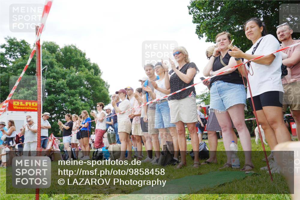 21.06.2026 - 29. Vierlanden-Triathlon LAZAROV Photography http://msf.ph/oto/9858458 21.06.2026 10:57:59 Schwimmen 650, 689 meine-sportfotos.de