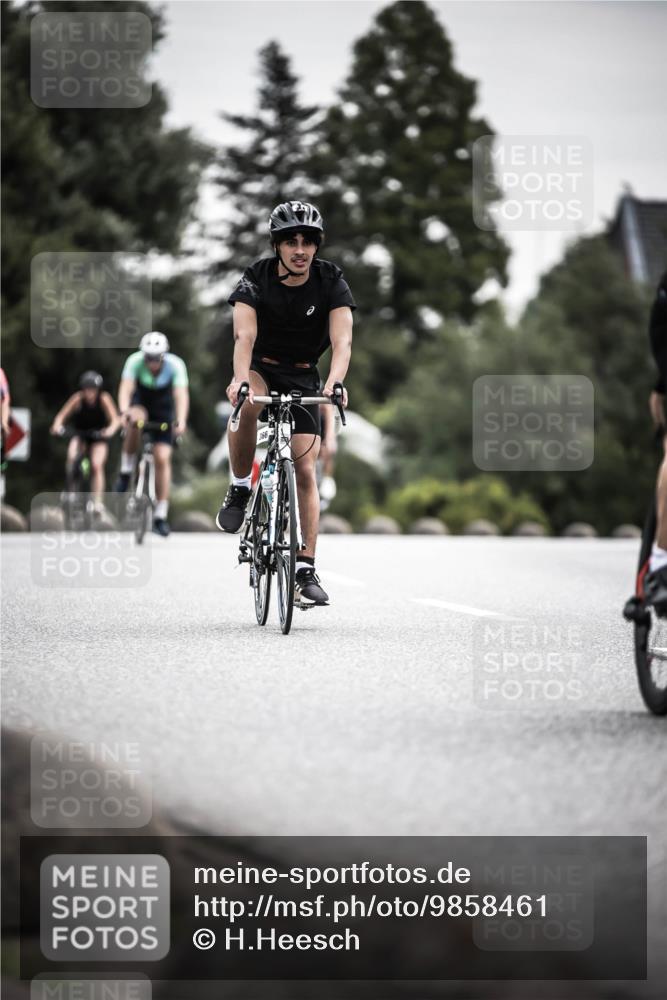 21.06.2026 - 29. Vierlanden-Triathlon H.Heesch http://msf.ph/oto/9858461 21.06.2026 10:30:45 Radfahren 174, 192, 294, 314, 366, 512, 534, 559, 586 meine-sportfotos.de