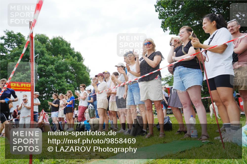 21.06.2026 - 29. Vierlanden-Triathlon LAZAROV Photography http://msf.ph/oto/9858469 21.06.2026 10:58:01 Schwimmen 650, 689 meine-sportfotos.de