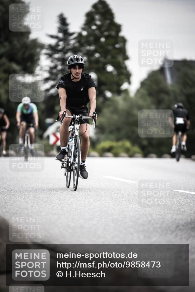 21.06.2026 - 29. Vierlanden-Triathlon H.Heesch http://msf.ph/oto/9858473 21.06.2026 10:30:45 Radfahren 174, 192, 294, 314, 366, 512, 534, 559, 586 meine-sportfotos.de