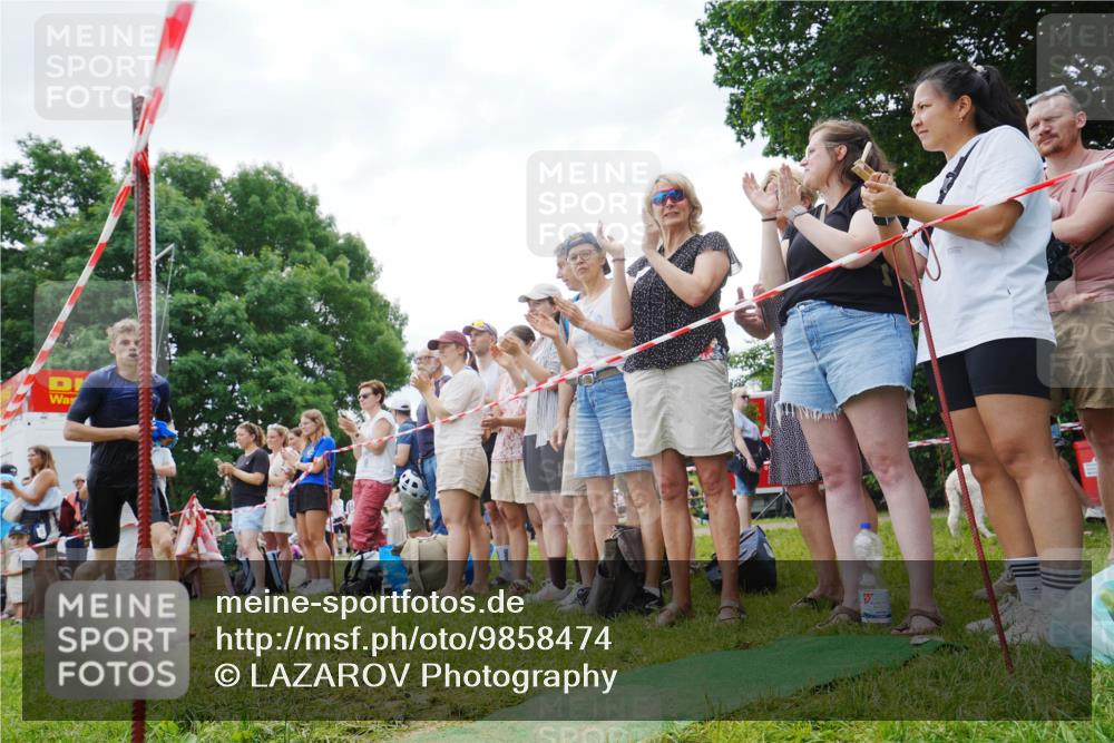 21.06.2026 - 29. Vierlanden-Triathlon LAZAROV Photography http://msf.ph/oto/9858474 21.06.2026 10:58:01 Schwimmen 650, 689 meine-sportfotos.de