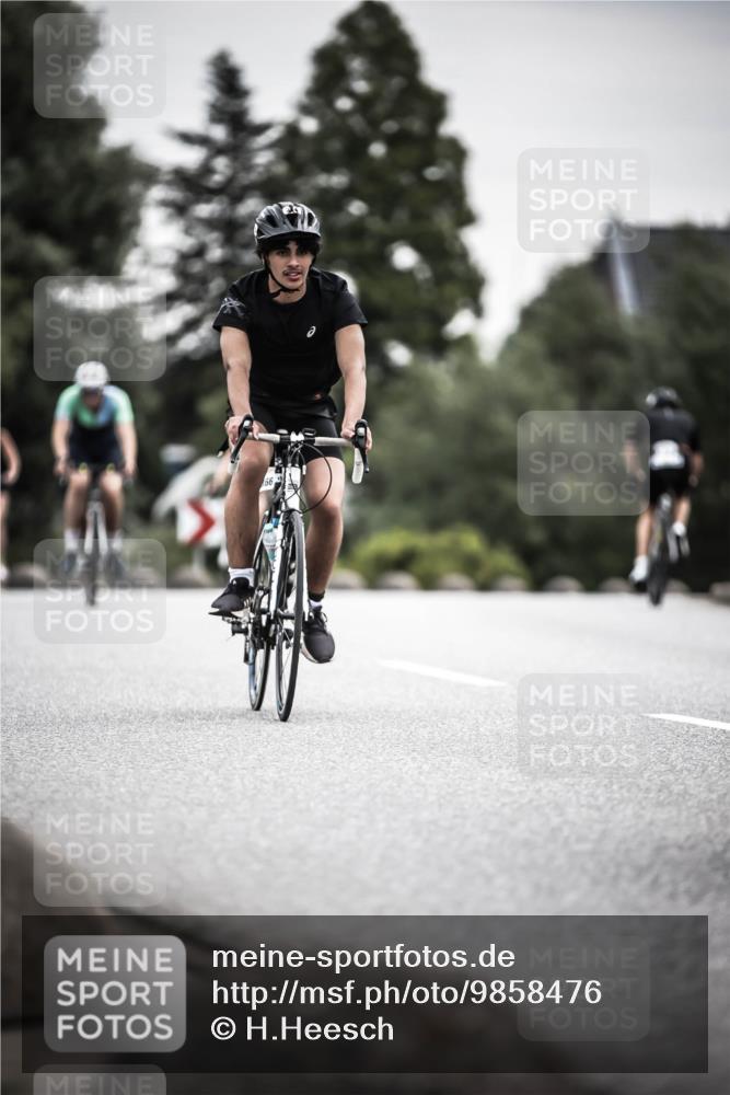 21.06.2026 - 29. Vierlanden-Triathlon H.Heesch http://msf.ph/oto/9858476 21.06.2026 10:30:45 Radfahren 174, 192, 294, 314, 366, 512, 534, 559, 586 meine-sportfotos.de