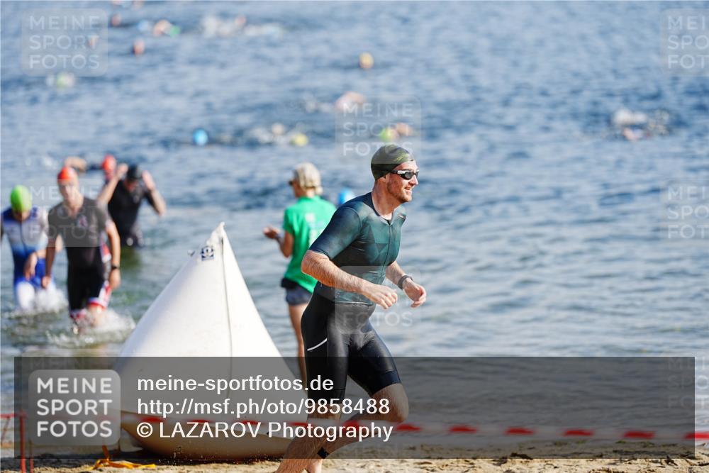 21.06.2026 - 29. Vierlanden-Triathlon LAZAROV Photography http://msf.ph/oto/9858488 21.06.2026 08:12:51 Schwimmen  meine-sportfotos.de