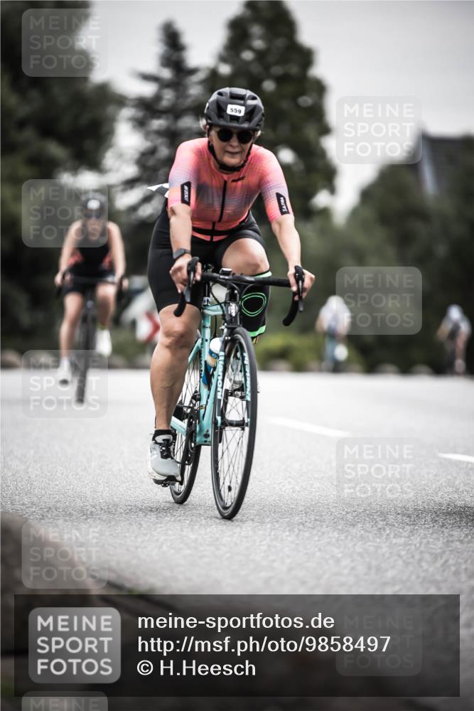 21.06.2026 - 29. Vierlanden-Triathlon H.Heesch http://msf.ph/oto/9858497 21.06.2026 10:30:48 Radfahren 142, 174, 192, 294, 314, 366, 512, 534, 559, 586 meine-sportfotos.de
