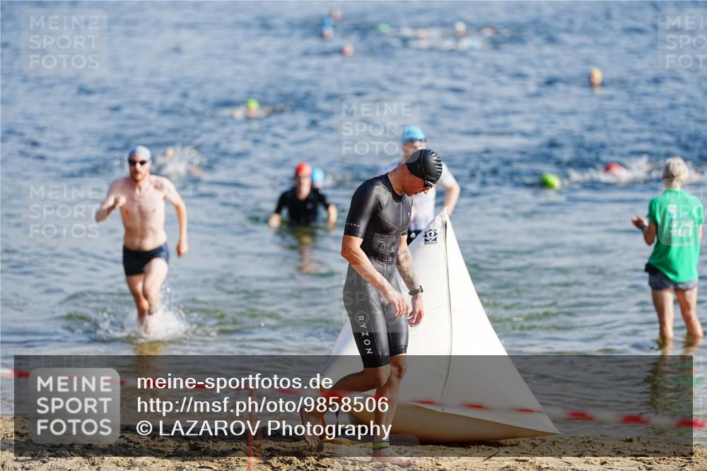 21.06.2026 - 29. Vierlanden-Triathlon LAZAROV Photography http://msf.ph/oto/9858506 21.06.2026 08:13:02 Schwimmen  meine-sportfotos.de
