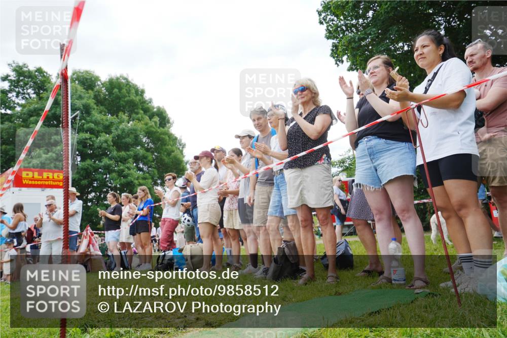 21.06.2026 - 29. Vierlanden-Triathlon LAZAROV Photography http://msf.ph/oto/9858512 21.06.2026 10:58:03 Schwimmen 650, 689 meine-sportfotos.de