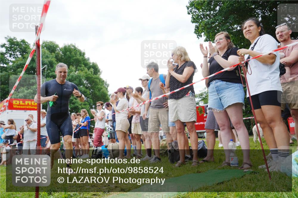 21.06.2026 - 29. Vierlanden-Triathlon LAZAROV Photography http://msf.ph/oto/9858524 21.06.2026 10:58:07 Schwimmen 640, 650, 666, 674, 689 meine-sportfotos.de