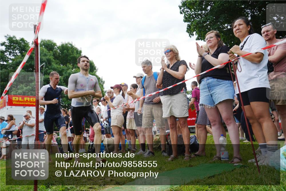 21.06.2026 - 29. Vierlanden-Triathlon LAZAROV Photography http://msf.ph/oto/9858555 21.06.2026 10:58:09 Schwimmen 640, 650, 666, 674 meine-sportfotos.de
