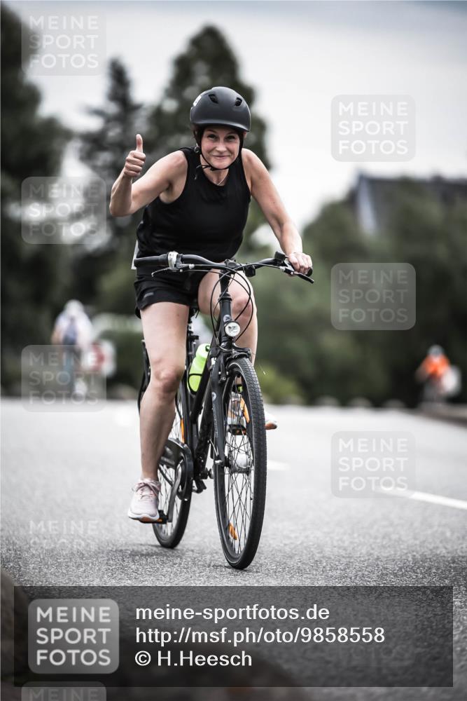 21.06.2026 - 29. Vierlanden-Triathlon H.Heesch http://msf.ph/oto/9858558 21.06.2026 10:30:50 Radfahren 142, 174, 294, 314, 366, 534, 559, 580, 586 meine-sportfotos.de