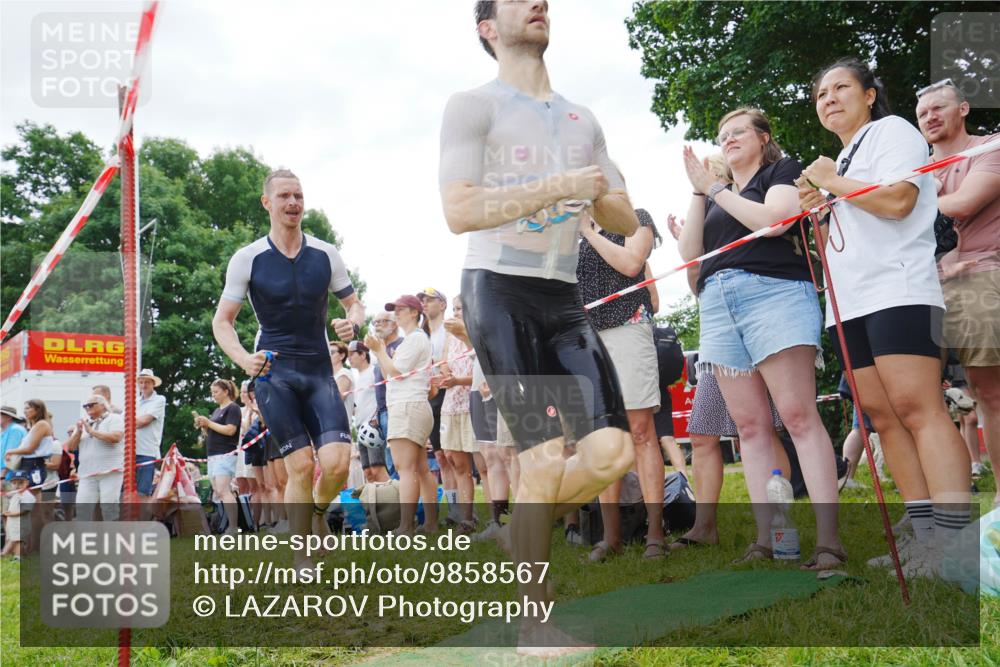 21.06.2026 - 29. Vierlanden-Triathlon LAZAROV Photography http://msf.ph/oto/9858567 21.06.2026 10:58:09 Schwimmen 640, 650, 666, 674 meine-sportfotos.de