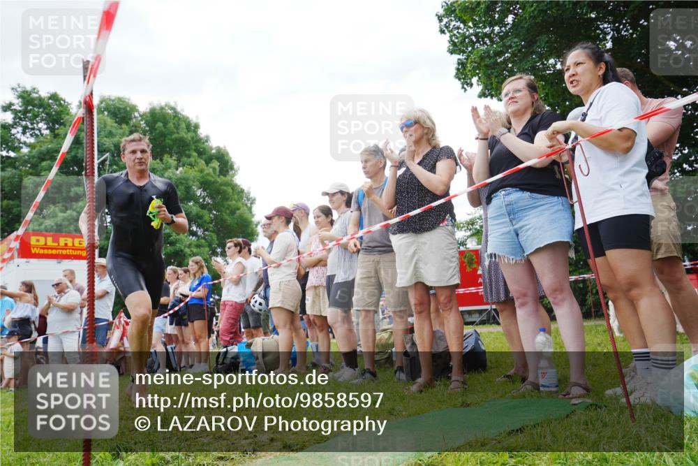 21.06.2026 - 29. Vierlanden-Triathlon LAZAROV Photography http://msf.ph/oto/9858597 21.06.2026 10:58:18 Schwimmen 666, 668, 674, 715, 719 meine-sportfotos.de