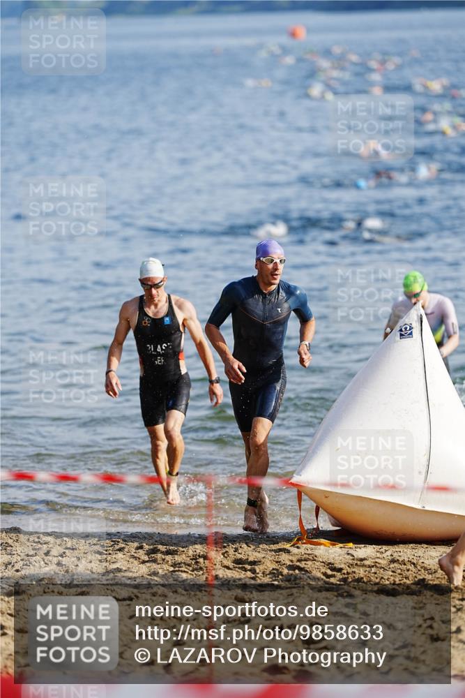 21.06.2026 - 29. Vierlanden-Triathlon LAZAROV Photography http://msf.ph/oto/9858633 21.06.2026 08:14:10 Schwimmen  meine-sportfotos.de