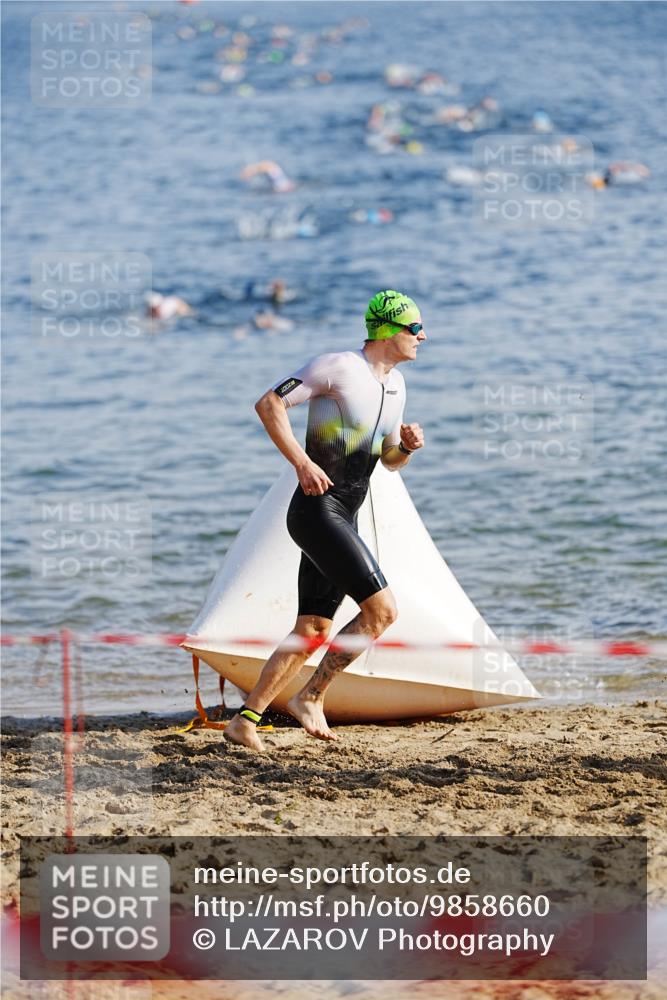 21.06.2026 - 29. Vierlanden-Triathlon LAZAROV Photography http://msf.ph/oto/9858660 21.06.2026 08:14:13 Schwimmen  meine-sportfotos.de