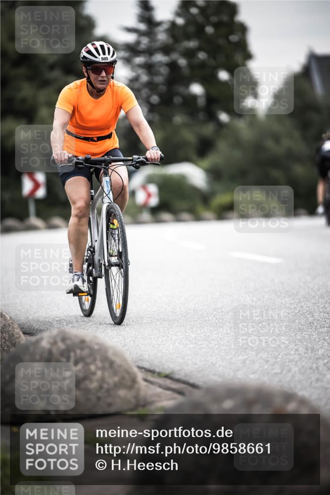 21.06.2026 - 29. Vierlanden-Triathlon H.Heesch http://msf.ph/oto/9858661 21.06.2026 10:31:01 Radfahren 175, 360, 505, 523, 580, 623 meine-sportfotos.de