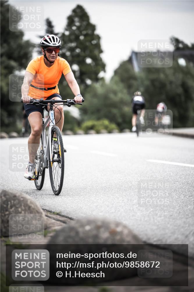 21.06.2026 - 29. Vierlanden-Triathlon H.Heesch http://msf.ph/oto/9858672 21.06.2026 10:31:01 Radfahren 175, 360, 505, 523, 580, 623 meine-sportfotos.de
