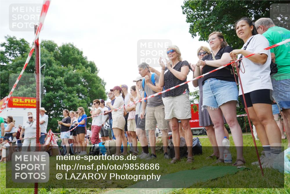 21.06.2026 - 29. Vierlanden-Triathlon LAZAROV Photography http://msf.ph/oto/9858686 21.06.2026 10:58:22 Schwimmen 665, 668, 691, 715, 719 meine-sportfotos.de