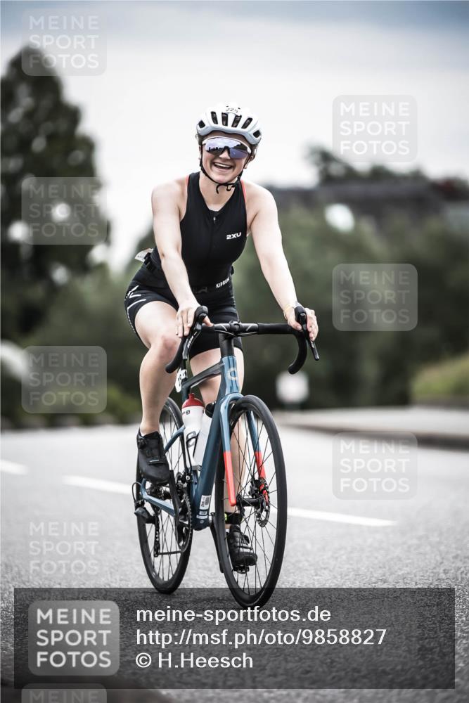 21.06.2026 - 29. Vierlanden-Triathlon H.Heesch http://msf.ph/oto/9858827 21.06.2026 10:31:15 Radfahren 229, 265, 280, 352, 498, 612 meine-sportfotos.de