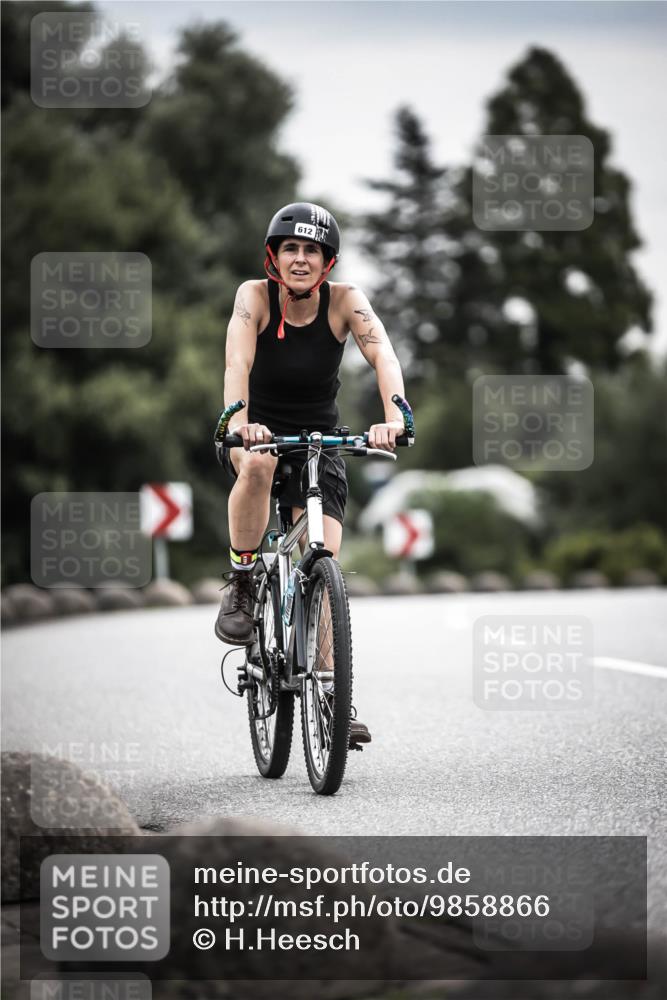 21.06.2026 - 29. Vierlanden-Triathlon H.Heesch http://msf.ph/oto/9858866 21.06.2026 10:31:19 Radfahren 229, 265, 498, 612 meine-sportfotos.de