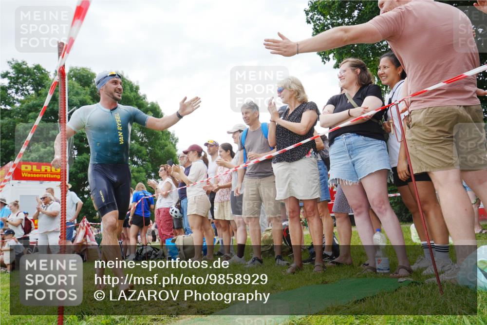 21.06.2026 - 29. Vierlanden-Triathlon LAZAROV Photography http://msf.ph/oto/9858929 21.06.2026 10:58:47 Schwimmen 630, 675, 699, 721 meine-sportfotos.de