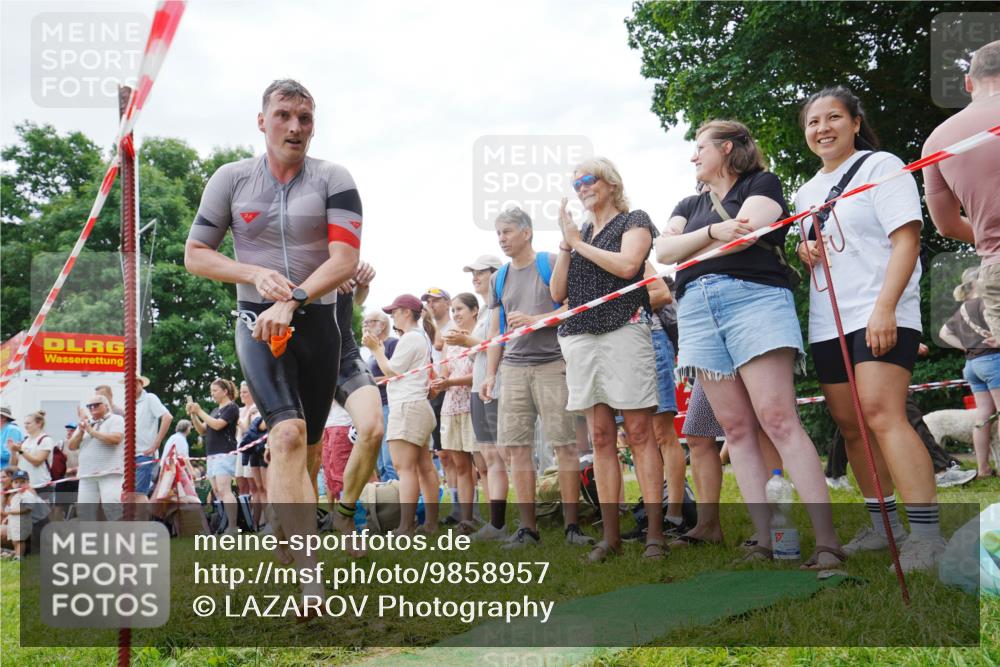 21.06.2026 - 29. Vierlanden-Triathlon LAZAROV Photography http://msf.ph/oto/9858957 21.06.2026 10:58:50 Schwimmen 630, 675, 681, 699, 721, 745 meine-sportfotos.de