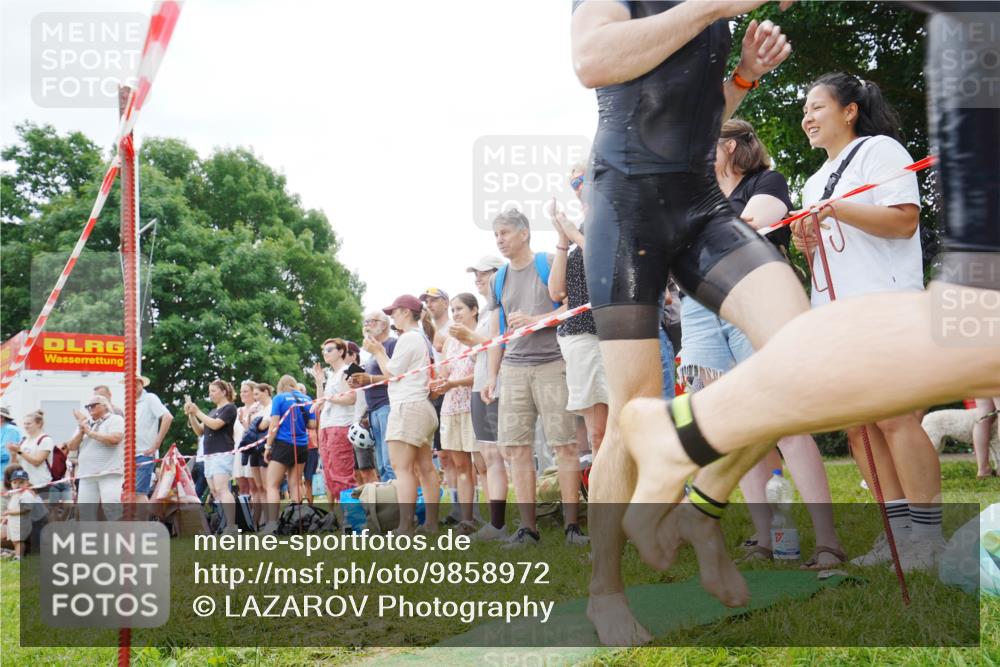 21.06.2026 - 29. Vierlanden-Triathlon LAZAROV Photography http://msf.ph/oto/9858972 21.06.2026 10:58:51 Schwimmen 630, 675, 681, 699, 721, 745 meine-sportfotos.de