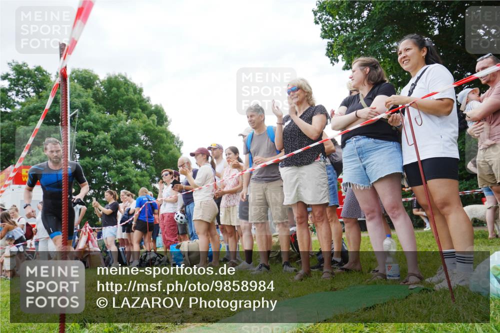 21.06.2026 - 29. Vierlanden-Triathlon LAZAROV Photography http://msf.ph/oto/9858984 21.06.2026 10:58:52 Schwimmen 630, 675, 681, 699, 721, 745 meine-sportfotos.de