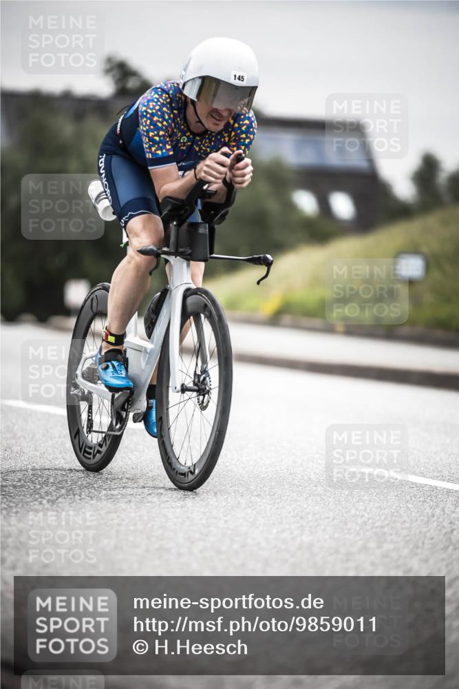21.06.2026 - 29. Vierlanden-Triathlon H.Heesch http://msf.ph/oto/9859011 21.06.2026 10:31:36 Radfahren 123, 145, 301, 337, 489, 510 meine-sportfotos.de